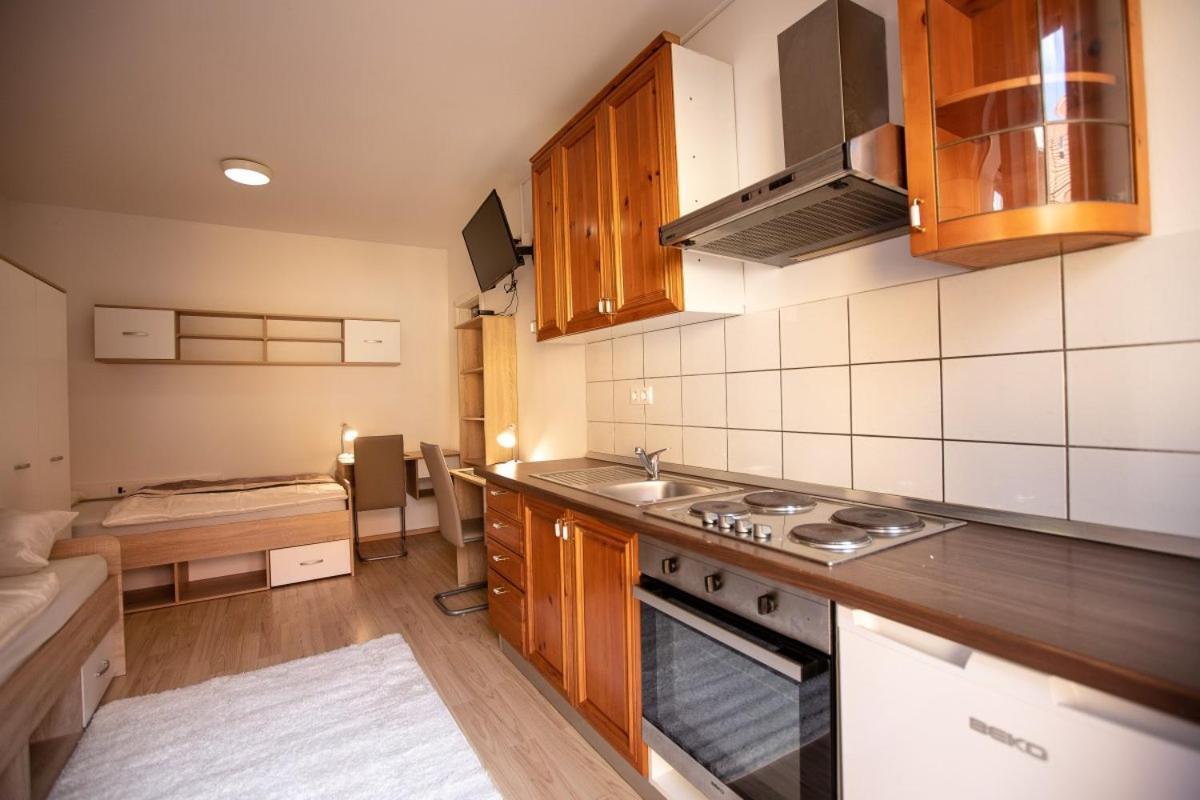 Maribor City Center Minidorm Apartment Ngoại thất bức ảnh