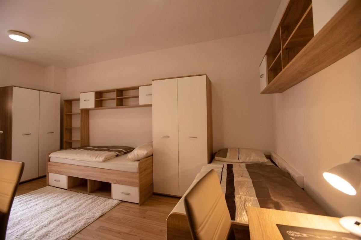 Maribor City Center Minidorm Apartment Ngoại thất bức ảnh